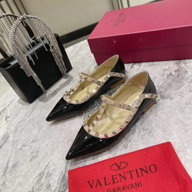 Valentino flat shoes